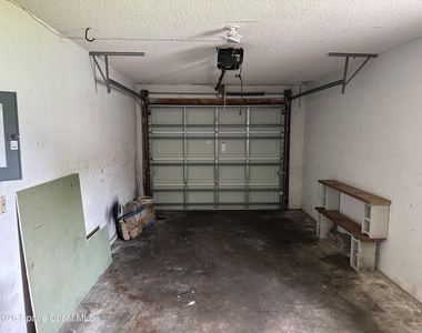 1424 Croftwood Drive - Photo Thumbnail 15