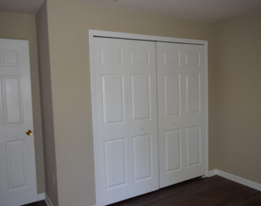 458 Fitzsimmons Street Sw - Photo Thumbnail 16