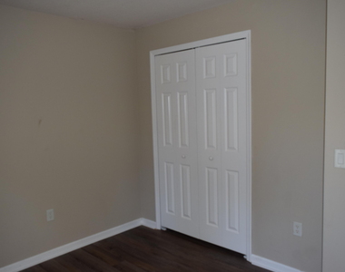 458 Fitzsimmons Street Sw - Photo Thumbnail 18