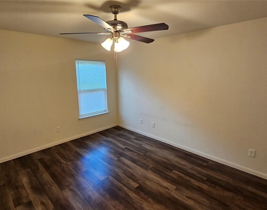 24053 Wilde Drive - Photo Thumbnail 17