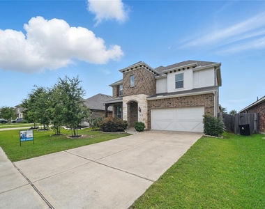 3902 Palmer Meadow Court - Photo Thumbnail 1