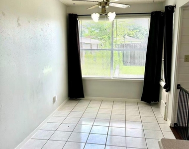2535 Planters Row - Photo Thumbnail 10
