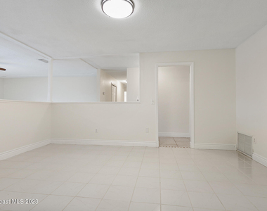 403 Bridgetown Court - Photo Thumbnail 10