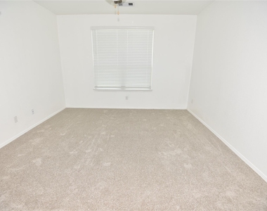 23006 Forebear Drive - Photo Thumbnail 9
