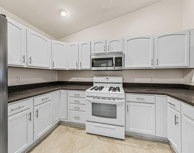 277 Coastal Hill Drive - Photo Thumbnail 6