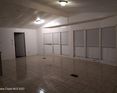 3482 Brockett Road - Photo Thumbnail 2