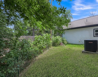 11756 White Cedar Street - Photo Thumbnail 21
