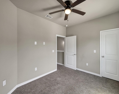 11756 White Cedar Street - Photo Thumbnail 13
