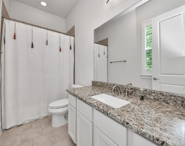2606 Madeline Grove Drive - Photo Thumbnail 37