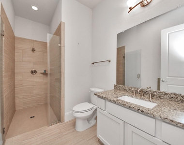 2606 Madeline Grove Drive - Photo Thumbnail 22