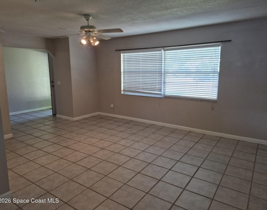 2720 Wright Avenue - Photo Thumbnail 6