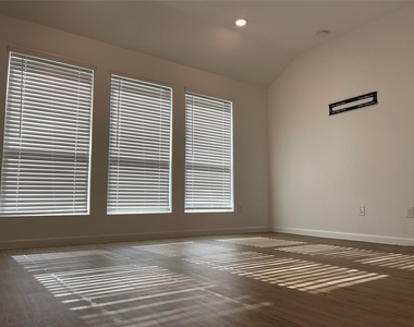 2706 Lemonwood Lane - Photo Thumbnail 17