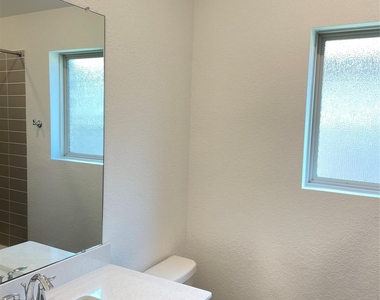2706 Lemonwood Lane - Photo Thumbnail 32