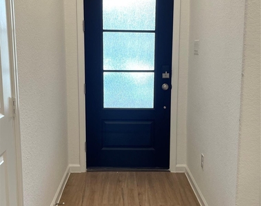 2706 Lemonwood Lane - Photo Thumbnail 5