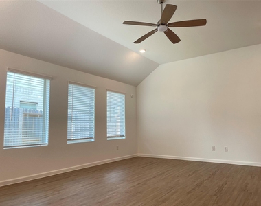 2706 Lemonwood Lane - Photo Thumbnail 6