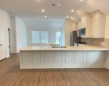 2706 Lemonwood Lane - Photo Thumbnail 10