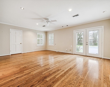 5505 Holly Springs Drive - Photo Thumbnail 17