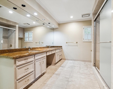 5505 Holly Springs Drive - Photo Thumbnail 15
