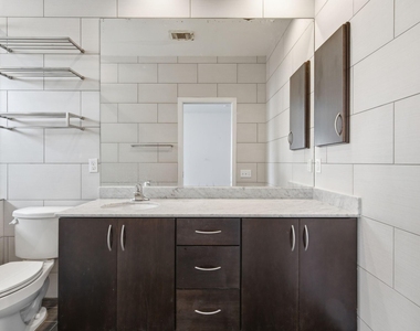 2934 Commerce Street - Photo Thumbnail 20