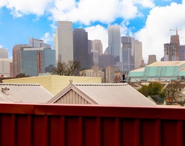 2934 Commerce Street - Photo Thumbnail 1