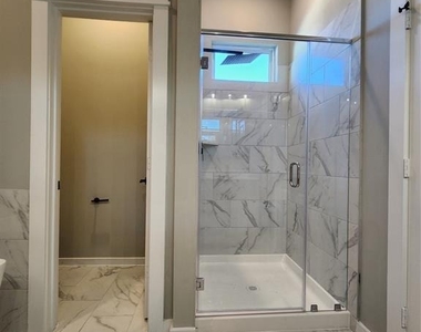 6714 Parker Grove Lane - Photo Thumbnail 18