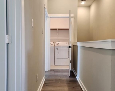6714 Parker Grove Lane - Photo Thumbnail 14