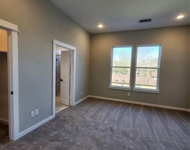6714 Parker Grove Lane - Photo Thumbnail 16