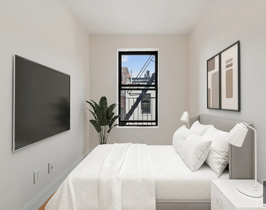 West 11th Street - Photo Thumbnail 1