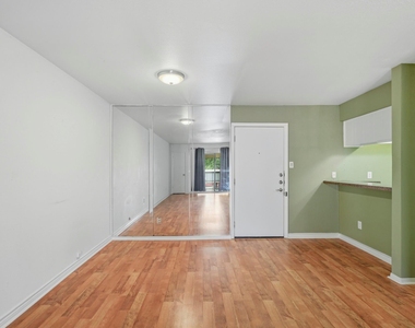 3131 Cummins Street - Photo Thumbnail 11