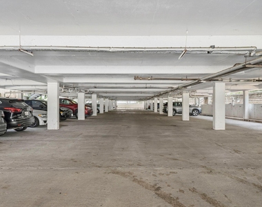 3131 Cummins Street - Photo Thumbnail 25