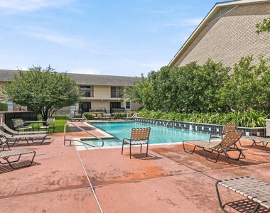3131 Cummins Street - Photo Thumbnail 26