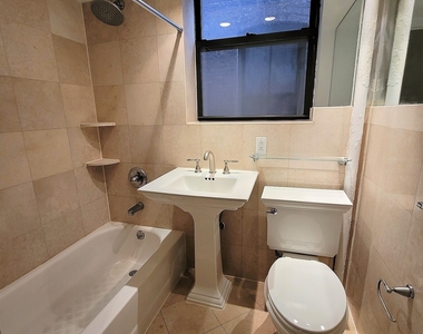 East 83rd Street - Photo Thumbnail 13