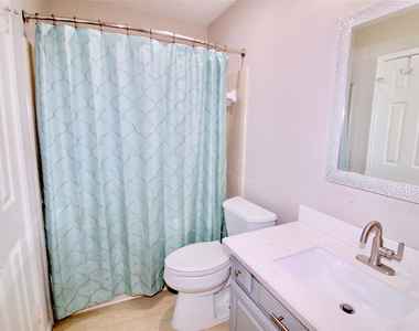 4515 Texas Trail - Photo Thumbnail 9