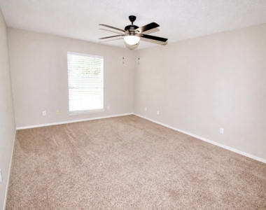4515 Texas Trail - Photo Thumbnail 7