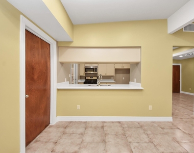 5326 Heatherbrook Drive - Photo Thumbnail 13
