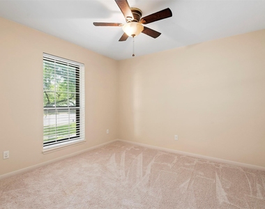 14215 Lost Meadow Lane - Photo Thumbnail 12