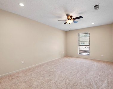 14215 Lost Meadow Lane - Photo Thumbnail 15
