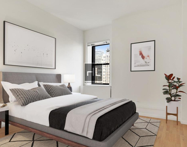 West 34th Street - Photo Thumbnail 2