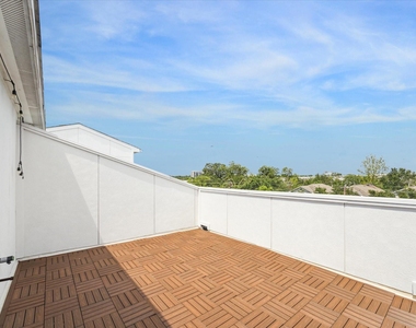 1703 Weber Street - Photo Thumbnail 30