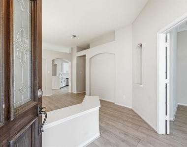 11422 English Rose Trail - Photo Thumbnail 16