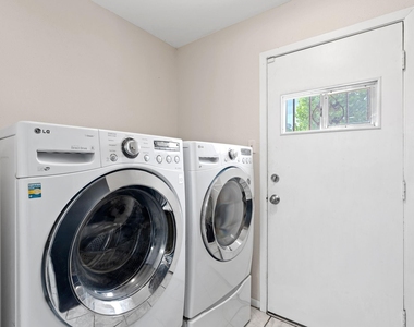 740 Post Street - Photo Thumbnail 11