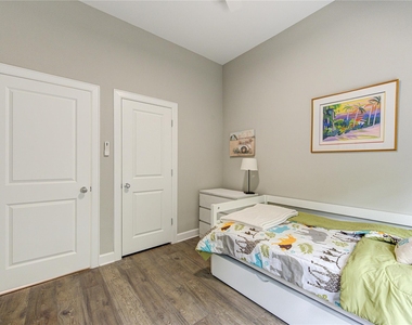 5103 Royal Heath Drive - Photo Thumbnail 5