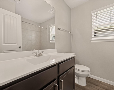 3302 Alberelli Drive - Photo Thumbnail 22