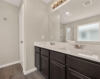 3302 Alberelli Drive - Photo Thumbnail 29