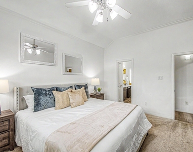 24423 Hikers Bend Drive - Photo Thumbnail 17