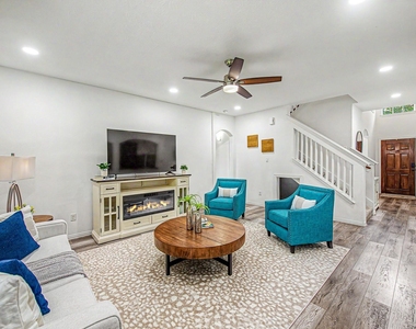 24423 Hikers Bend Drive - Photo Thumbnail 10