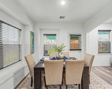 24423 Hikers Bend Drive - Photo Thumbnail 12