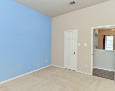 2106 Castle Gardens Lane - Photo Thumbnail 17