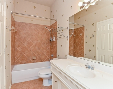 2106 Castle Gardens Lane - Photo Thumbnail 16