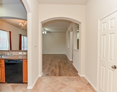2106 Castle Gardens Lane - Photo Thumbnail 4